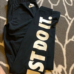 Nike leggings